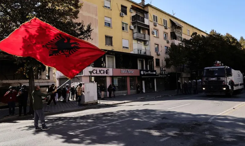 Wrze w Albanii. Kontrowersyjna inwestycja powiązana z Jaredem Kushnerem w tle protestów