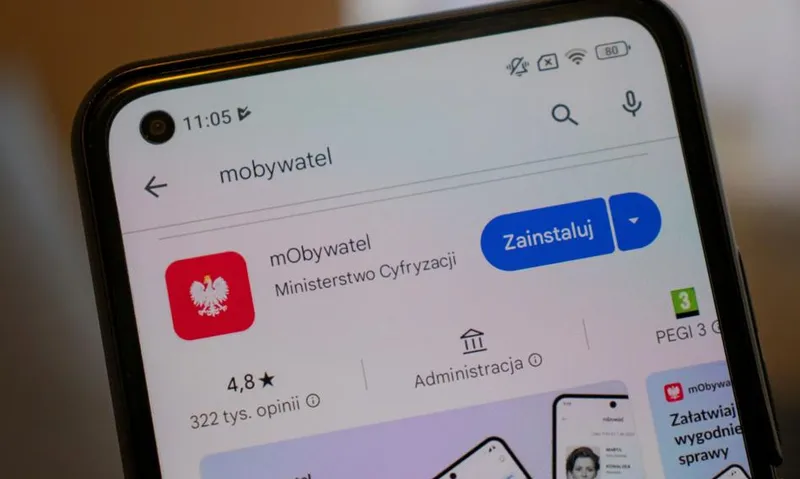 Fałszywa aplikacja mObywatel rozprowadzana wśród młodzieży. Są zatrzymania