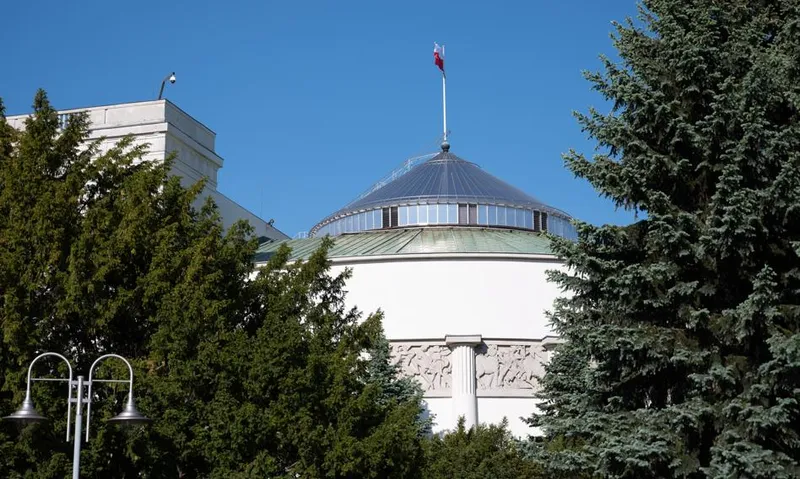 Nowe zasady daniny solidarnościowej i estońskiego CIT. Sejm uchwalił ustawę