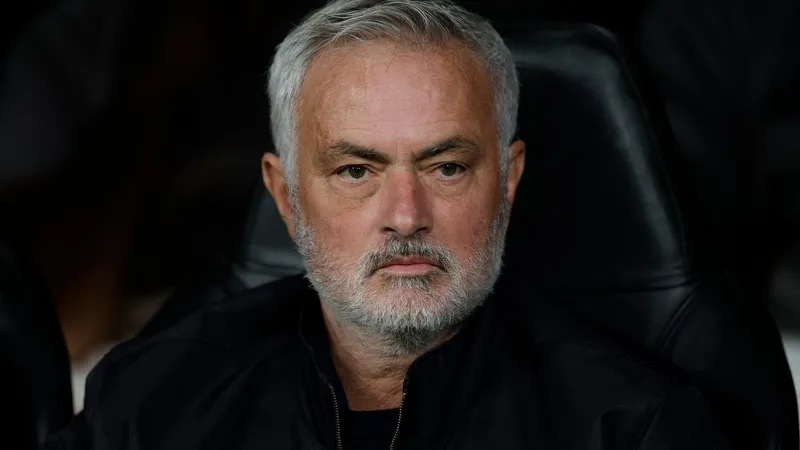 Gigantyczny cios w Real przed El Clasico! Gwiazdor wypada z gry - Sport.pl