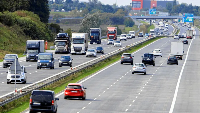 Przełomowa decyzja ministerstwa dotycząca autostrady A2. Jest wniosek do GDDKiA ws. opłat - Next Gazeta.pl