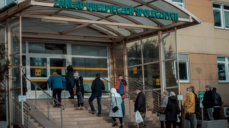 Polski system emerytalny oceniony. Jesteśmy jak Kenia czy... Japonia - Next Gazeta.pl