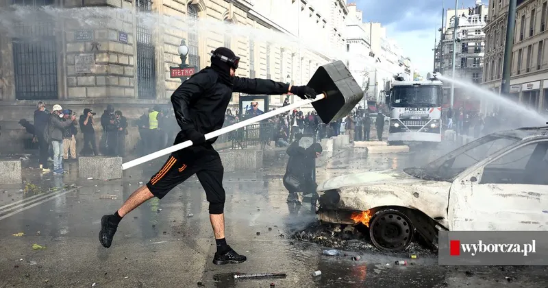 Studenci, żółte kamizelki, rolnicy. Protesty w całej Francji - Wyborcza.pl