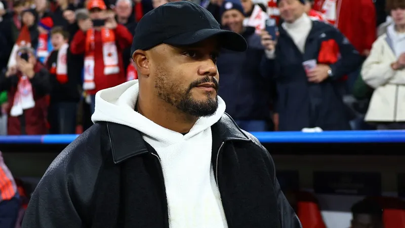 Kompany zasłabł na treningu. Są najnowsze wieści ws. stanu zdrowia - Sport.pl