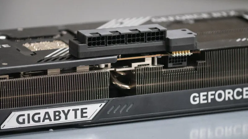 Modder fixes RTX 5090’s melting 16-pin power problem with four 8-pins - VideoCardz.com