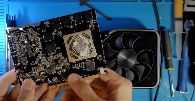 Someone bought RTX 3090 for $50 only to find chopped-up Radeon PCB underneath NVIDIA cooler - VideoCardz.com