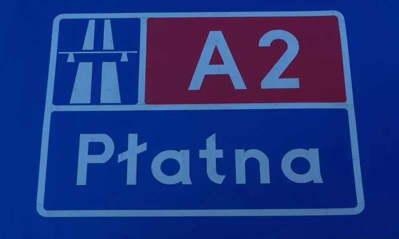 Autostrada A2 coraz droższa. Ministerstwo rozważa zerwanie umowy - Bankier.pl