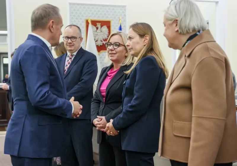 Roszady w rządzie, Pełczyńska-Nałęcz odchodzi. Fala komentarzy