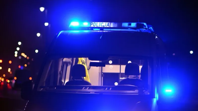 Zderzenie z udziałem autobusu pod Krakowem. Są ranni, droga zablokowana