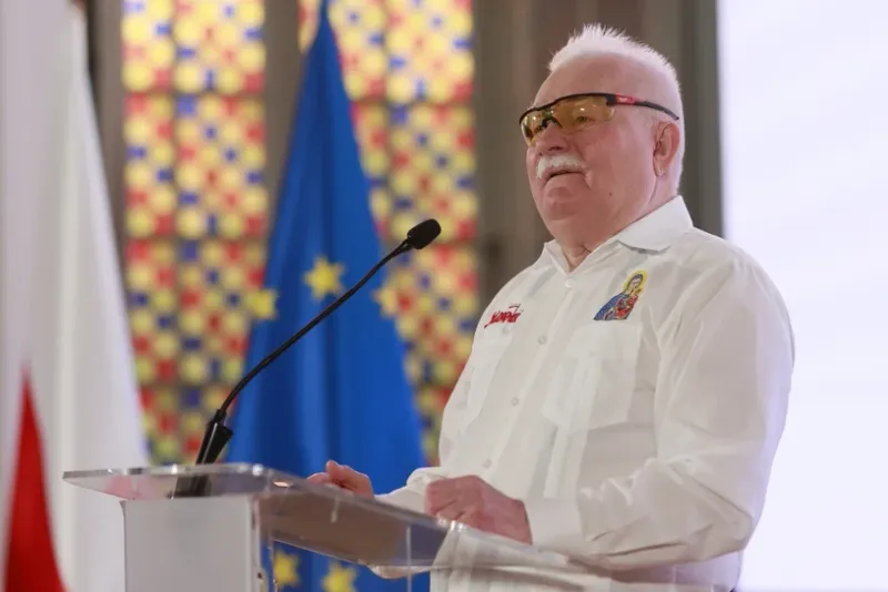 Wałęsa ostrzega Amerykanów. "Pomóżcie mi zrozumieć"