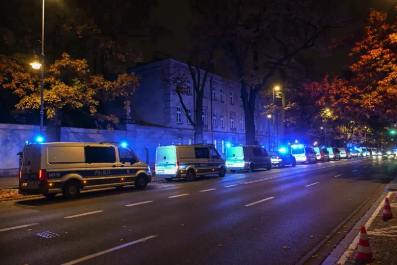 Chaos przed Trybunałem Konstytucyjnym. Sędziowie wybrani przez koalicję przejmują władzę