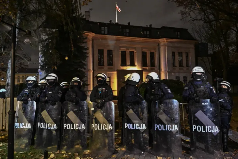 "Chaos", "pole bitwy". Światowe media reagują na wydarzenia w Polsce