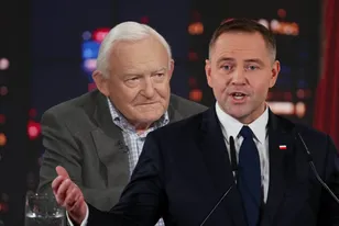 "Dzisiaj dalej nie wiem, kto wygrał". Miller ostro o wyborze Nawrockiego