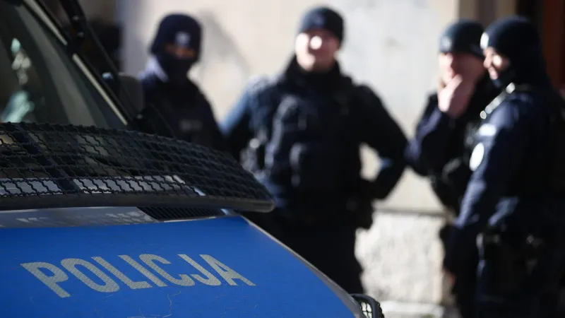 Wejście służb do domu Malewskiego. Policja wydała oświadczenie - Do Rzeczy