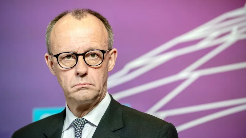 Friedrich Merz bije na alarm. "Rosja uderza w nas każdego dnia"