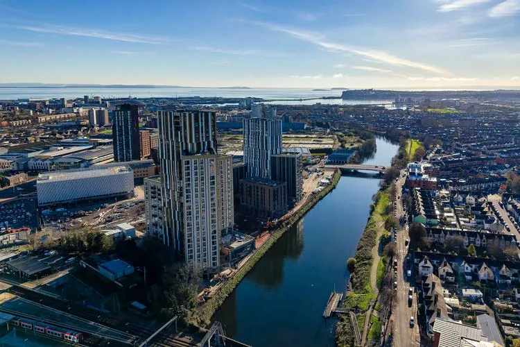 Curtis Hall proposes temporary 49.9MW gas power plant for Cardiff data center campus - report