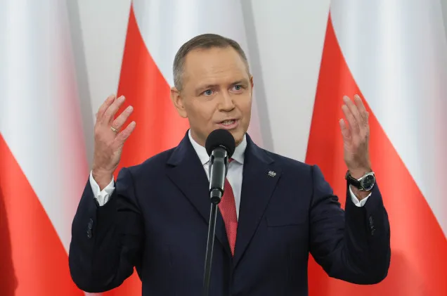 Nocne wydarzenia przed Trybunałem Konstytucyjnym. Prezydent Nawrocki wydał oświadczenie