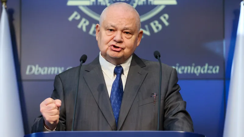 Glapiński obejmuje departamenty. NBP ze zmienioną strukturą - RMF24