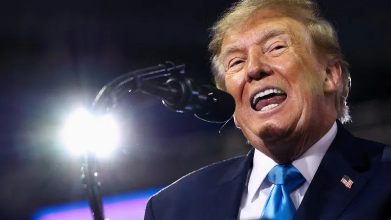 US midterm elections: Trump approval rating falls to new low