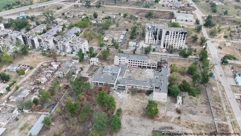 Ukraine and Russia begin Oleshky ceasefire for aid mission