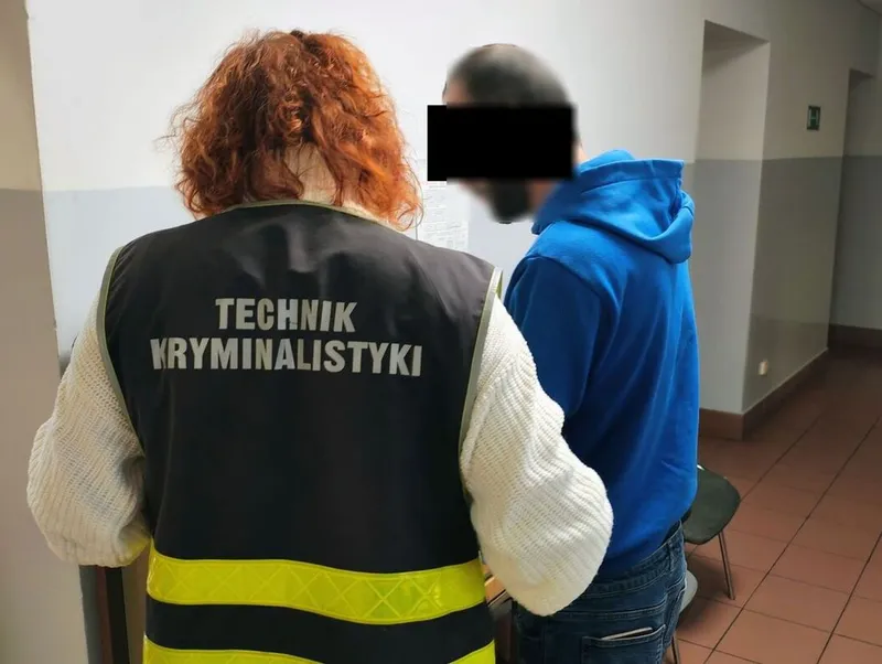 Nagrał, jak wyrzucili puszkę do lasu. Para obcokrajowców pobiła go kijem, żądając usunięcia filmu