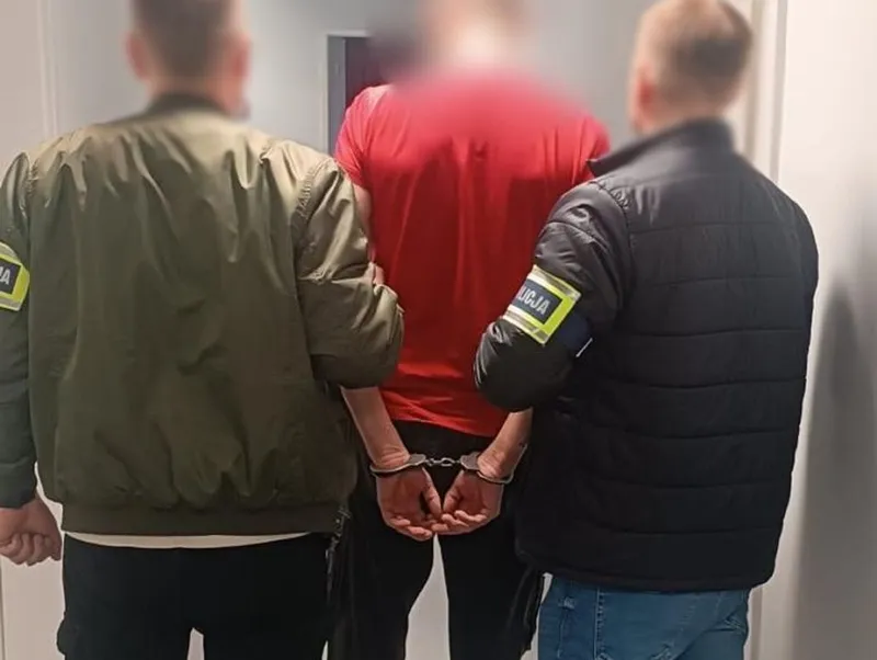 Poprosił dawnego znajomego o pomoc. Został pobity, okradziony i wywieziony za miasto. Łączy ich ta sama kobieta