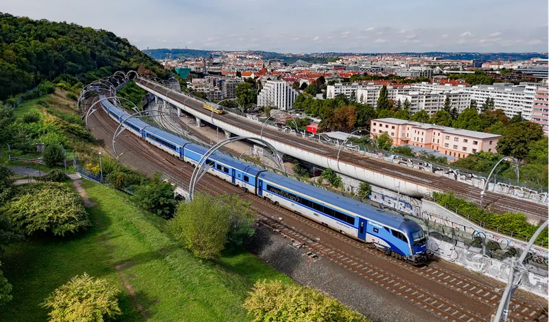 Koleje Czeskie naprawiają Railjety