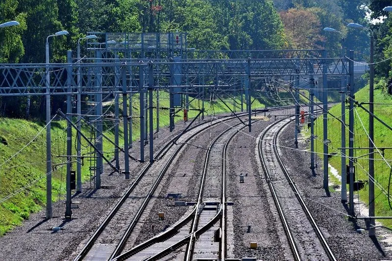 PKP PLK: Początek konsultacji programu elektryfikacji linii kolejowych